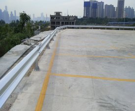 波形护栏法兰盘安装